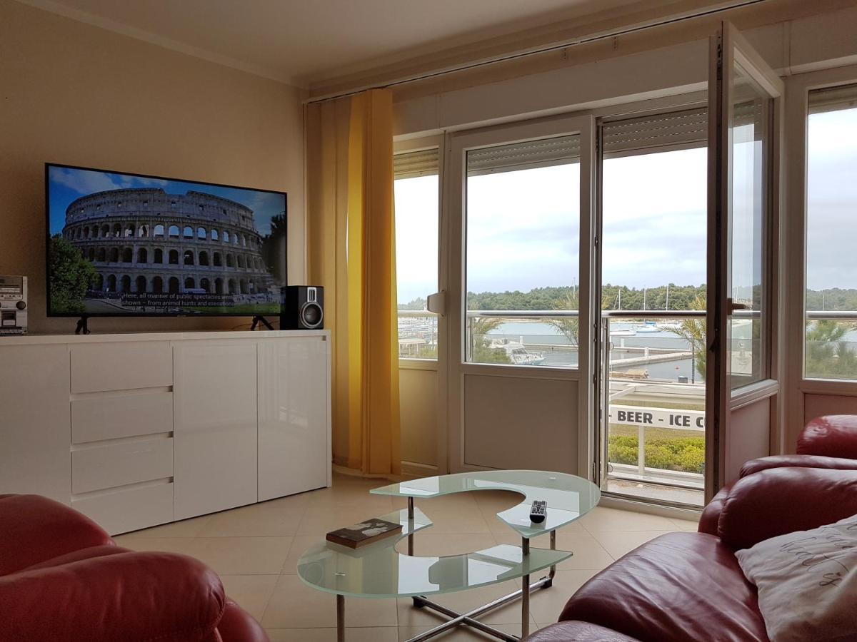 Apartment Dubravka Near The Sandy Beach Medulin Exterior foto